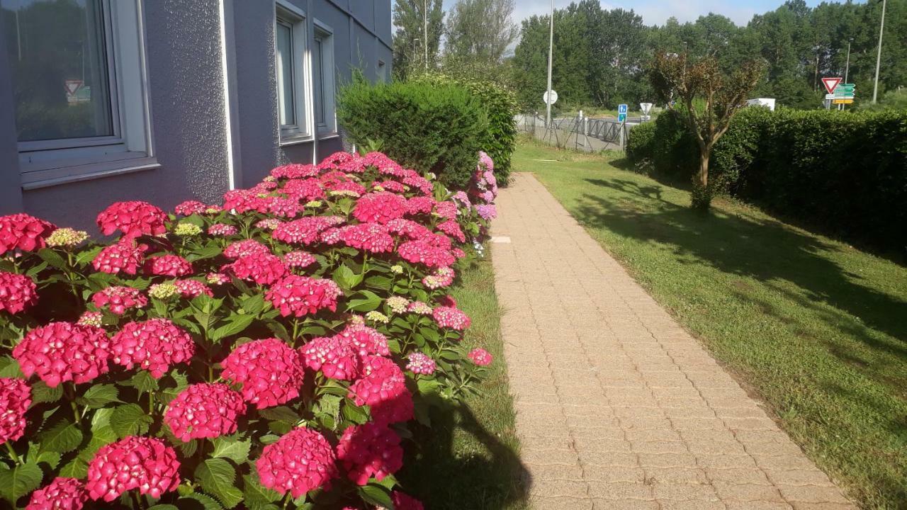 Hotel - Restaurant Du Lac - Agen Boé Kültér fotó